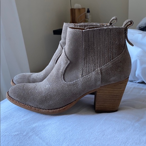 Dolce Vita Booties - Picture 3 of 3